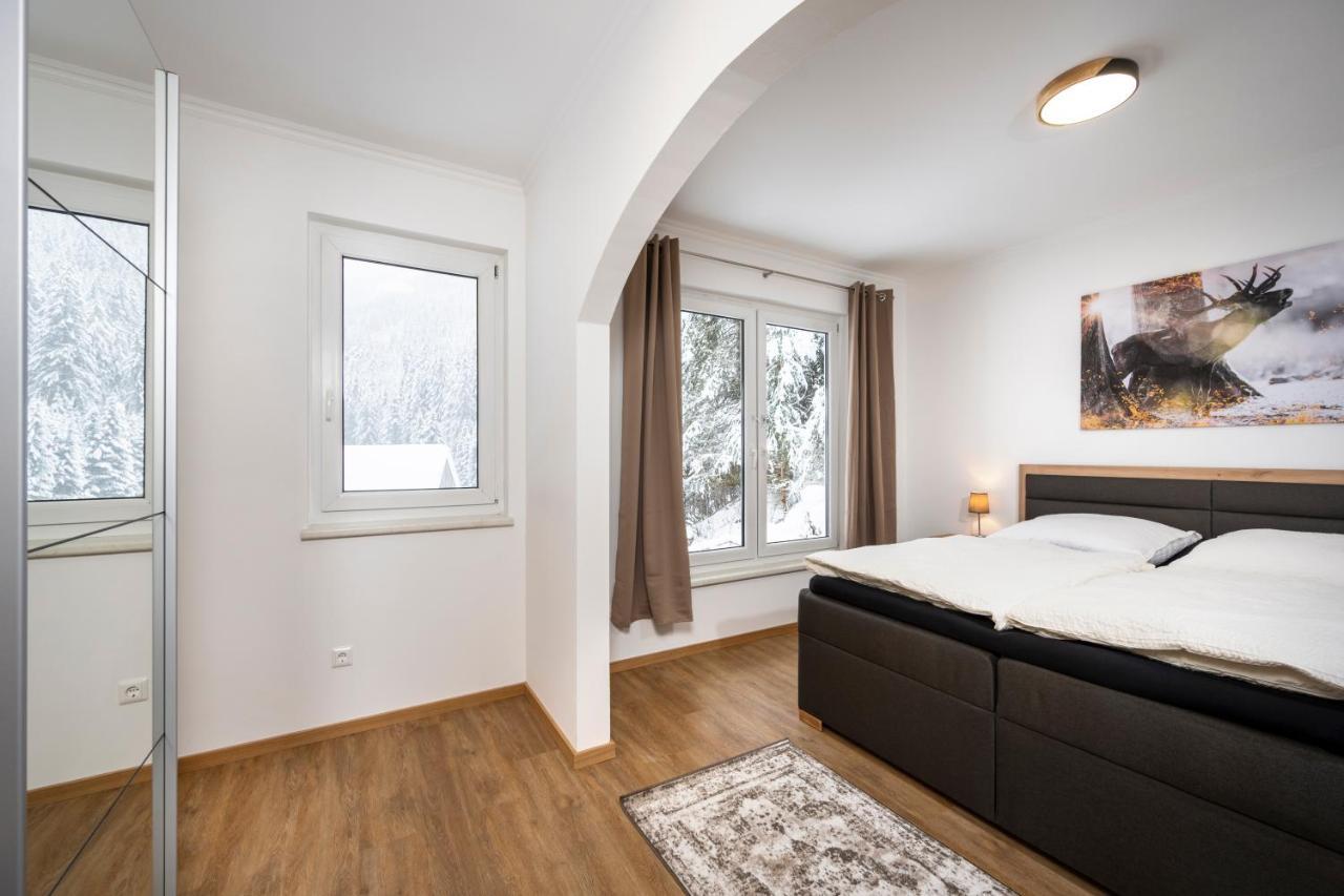 Ferienwohnung Weiss ウンタータウエルン エクステリア 写真