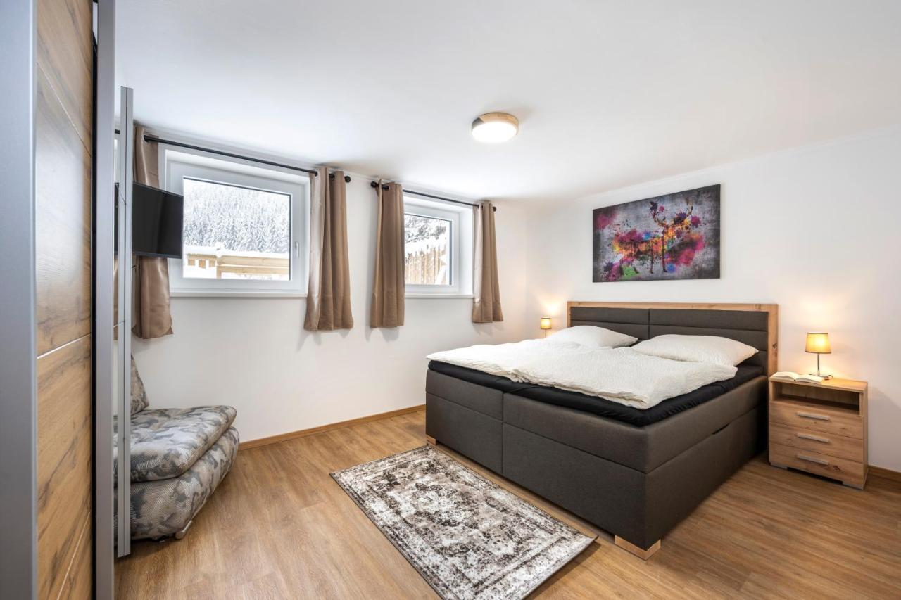 Ferienwohnung Weiss ウンタータウエルン エクステリア 写真