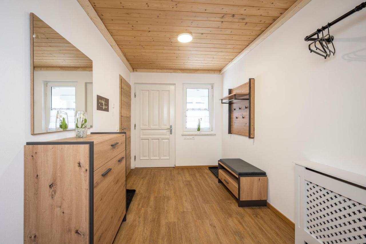 Ferienwohnung Weiss ウンタータウエルン エクステリア 写真